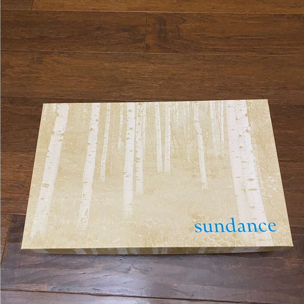 Sundance Gift Box with ribbon